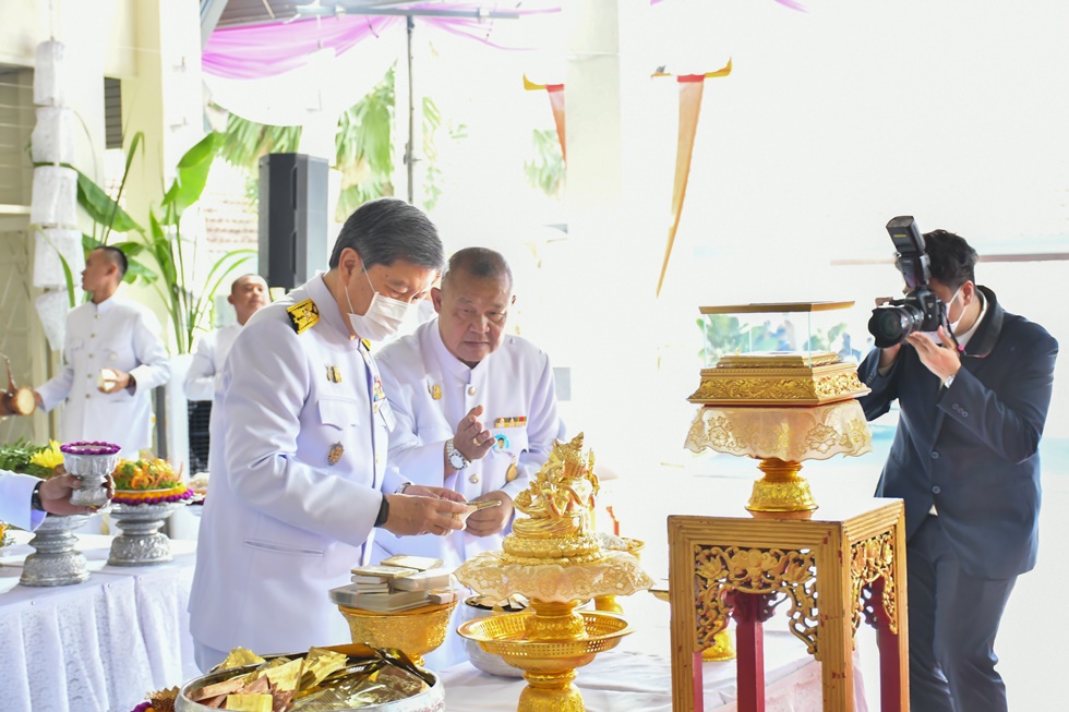 พิธีบวงสรวงเทพยดาบูชาฤกษ์